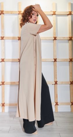 Костюмы женские