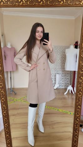 Приталене пальто