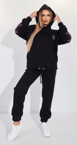 Костюмы женские