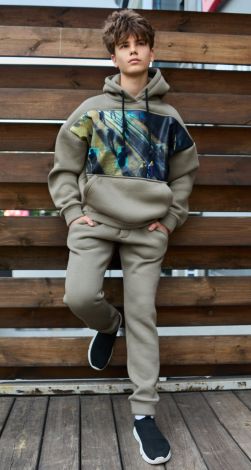 Мужские спортивные костюмы