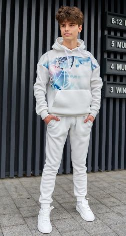 Спортивный костюм