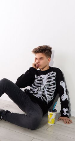 Хэллоуин светр