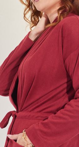 Костюмы женские