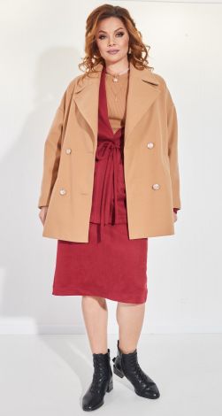 Костюмы женские