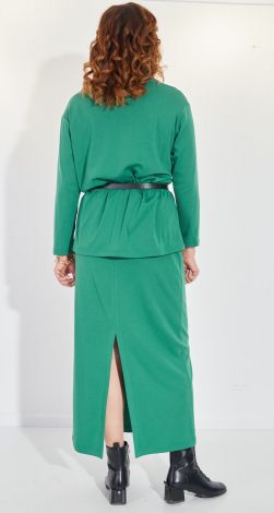 Костюмы женские