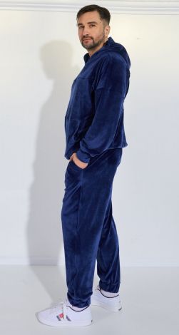 Мужские спортивные костюмы