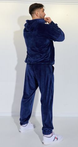 Мужские спортивные костюмы