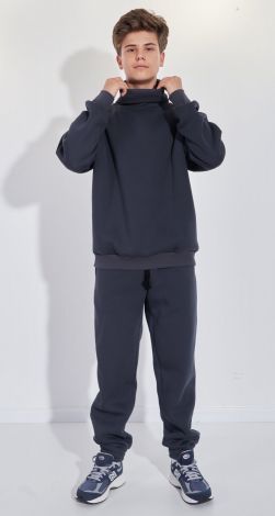 Тёплый костюм с высоким горлом