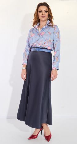 Красива шовкова блуза