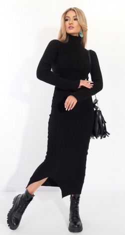 В'язана сукня рубчик