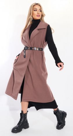 Fashionable elongated vest