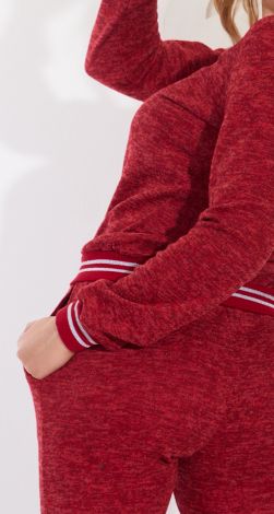 Костюми жіночі