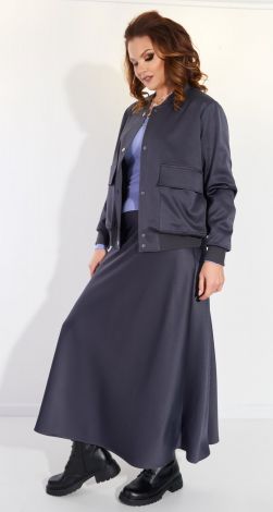 Костюмы женские