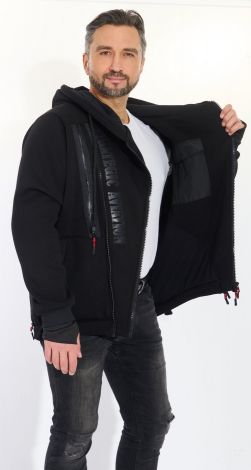 Мужские куртки и пальто