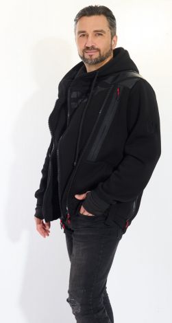 Мужские куртки и пальто