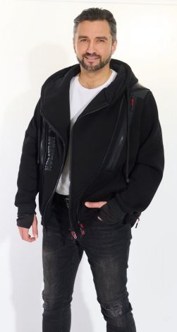 Мужские куртки и пальто