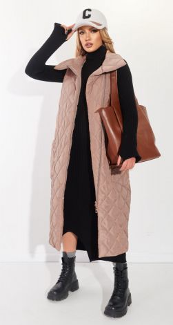 Стильная стеганная жилетка