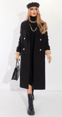 Чорне пальто