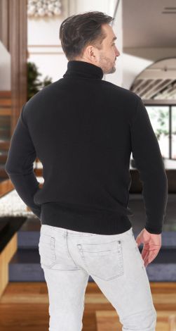 Мужской свитер