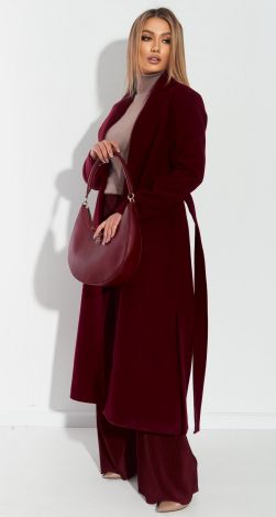 Жіночий верхній одяг