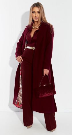 Жіночий верхній одяг