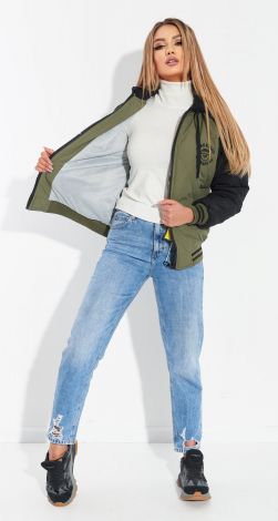 Windbreaker jacket for a girl