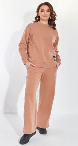 Прогулочный костюм