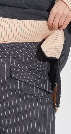 Костюмы женские