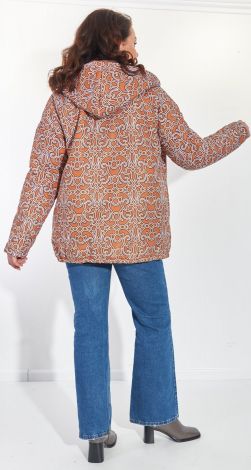 Жіночий верхній одяг