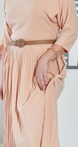 Комфортное платье плиссе