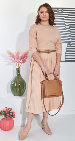 Комфортное платье плиссе