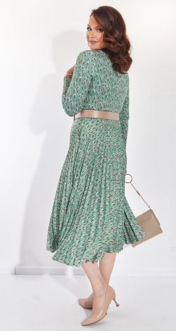 Платья больших размеров