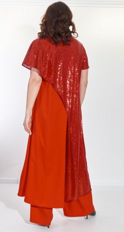 Костюмы женские