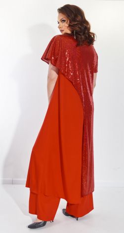 Костюмы женские