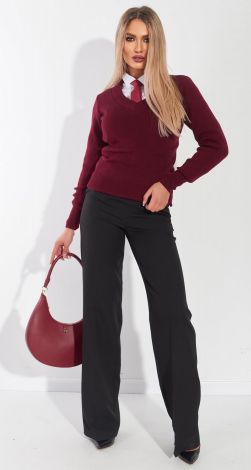 Базовый белый свитер