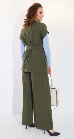 Костюми жіночі