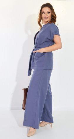 Брючний костюм