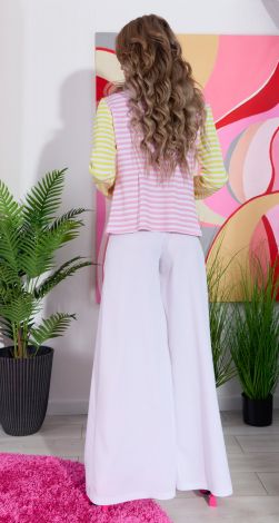 Wide light trousers with pleats