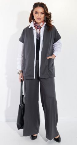 Брючний костюм