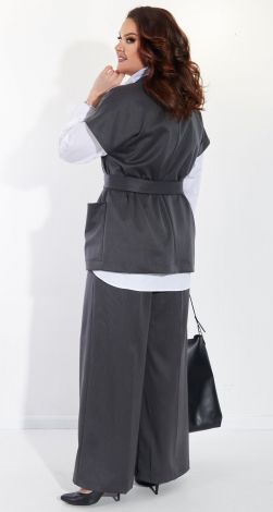 Костюми жіночі