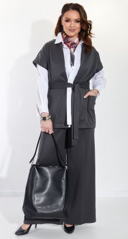 Брючний костюм