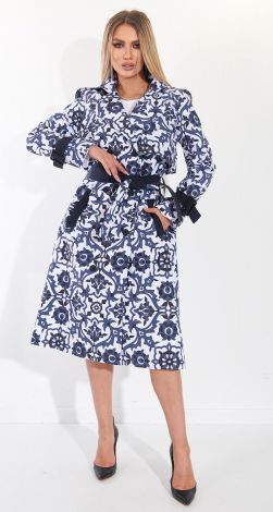 Double-breasted classic trench coat