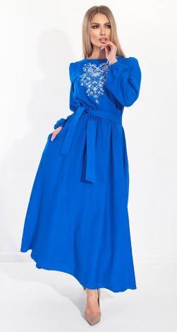 Льняное платье с вышивкой