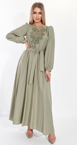 Льняное платье с вышивкой