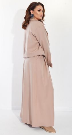 Костюми жіночі