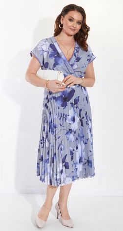 Красивое платье  плиссе в клетку