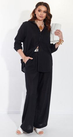 Черный костюм из льна