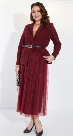 Костюми жіночі