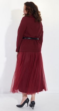 Костюми жіночі