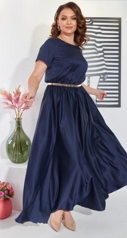 Длинное шелковое платье